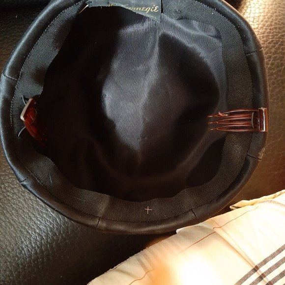 Vintage Hattie Carnegie Original Black Satin Raised Pillbox Hat Made in USA Sz S - Picture 6 of 6